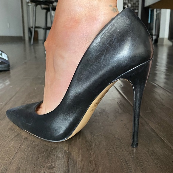 Steve Madden Stecy Leather Pumps - Picture 5 of 6